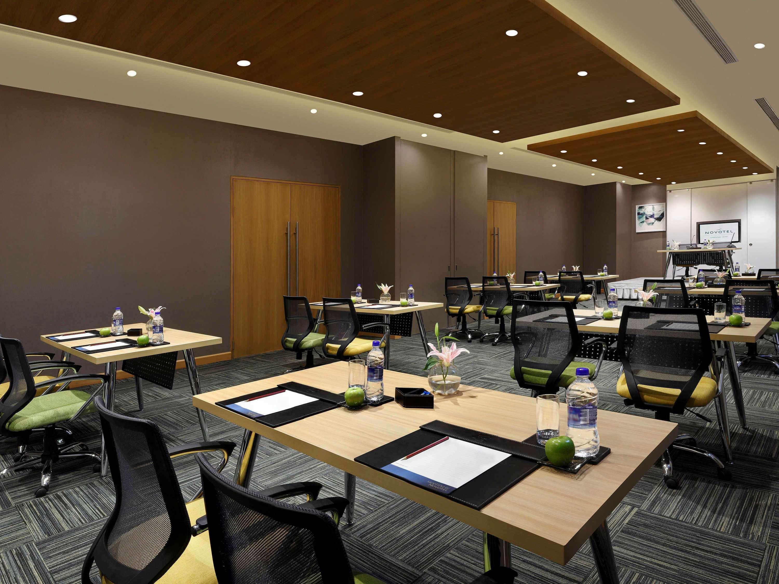 Novotel Chennai Sipcot المظهر الخارجي الصورة Meeting room
