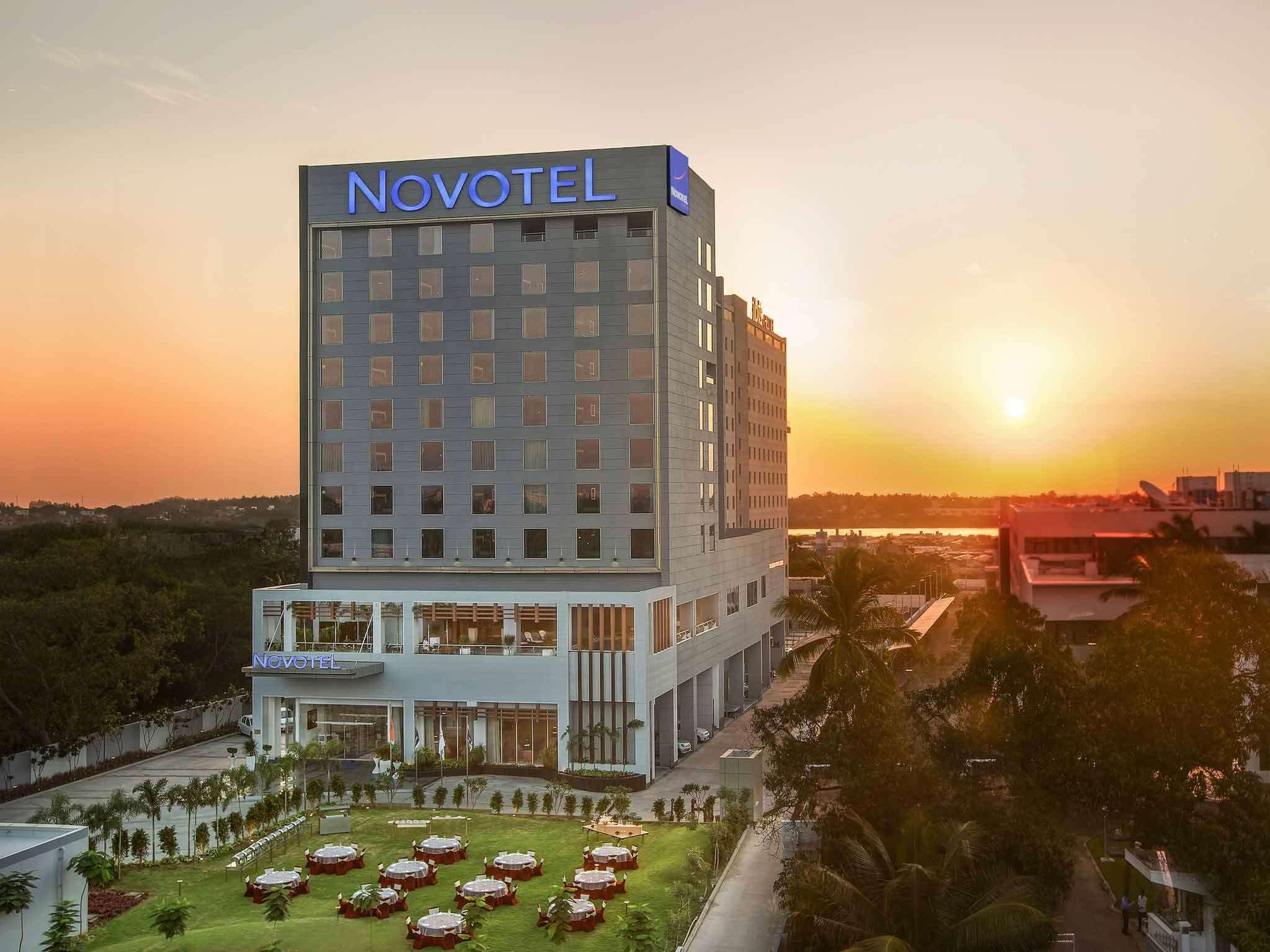 Novotel Chennai Sipcot المظهر الخارجي الصورة Novotel Hotel, Phnom Penh