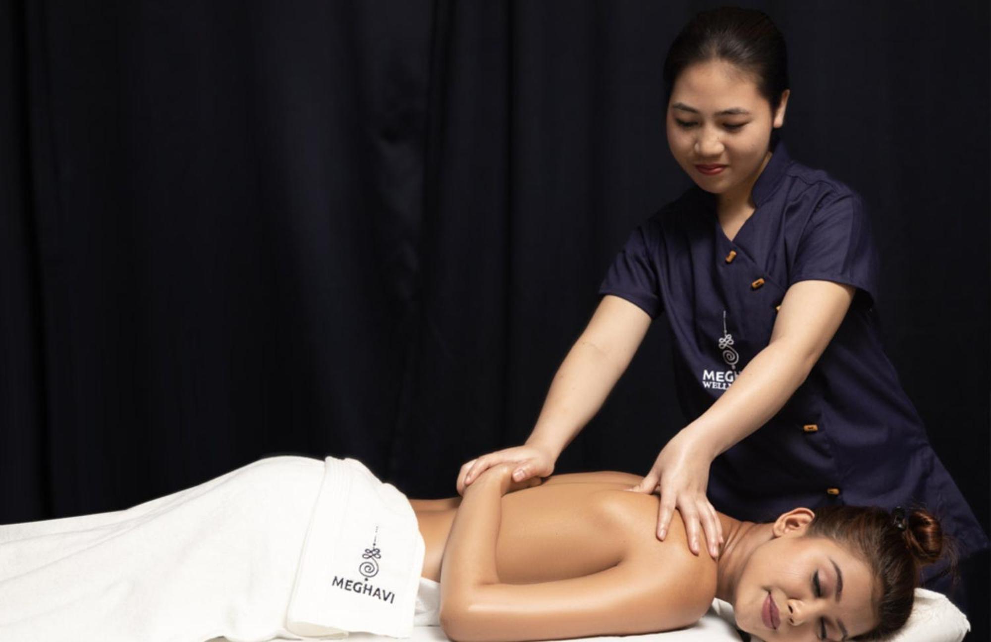 Novotel Chennai Sipcot المظهر الخارجي الصورة Thai massage